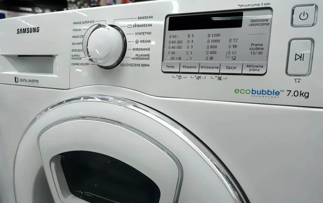 Silnik inwerterowy – co to jest i dlaczego warto go znać?