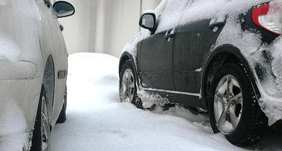 Lepsze opony na przód czy tył - dlaczego warto wybrać tył dla bezpieczeństwa