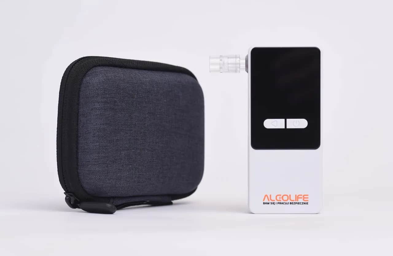 Jaki alkomat elektrochemiczny wybrać, aby uniknąć błędnych pomiarów?